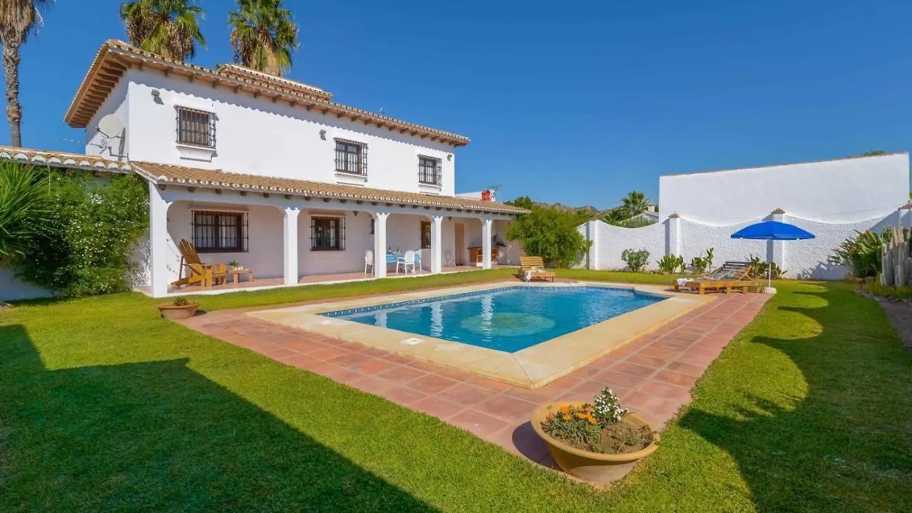 Villa Cortijo Alejandro Malaga - Campanillas by Ruralidays