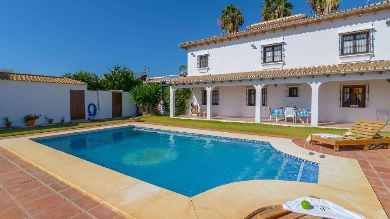 Villa Cortijo Alejandro Malaga - Campanillas by Ruralidays España